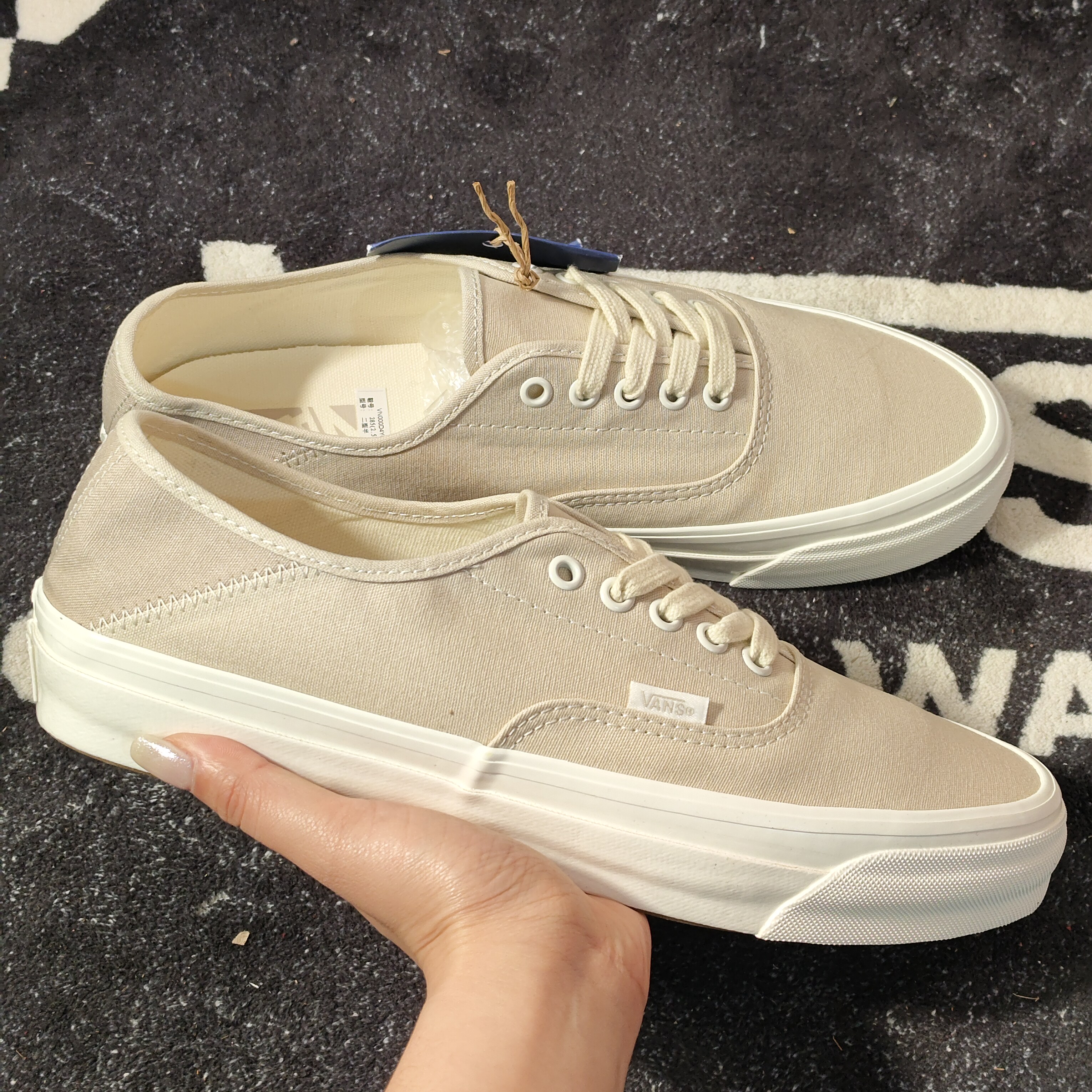 Vans Authentic 44米杏色低帮复古休闲帆布鞋VN000D4Y0CK