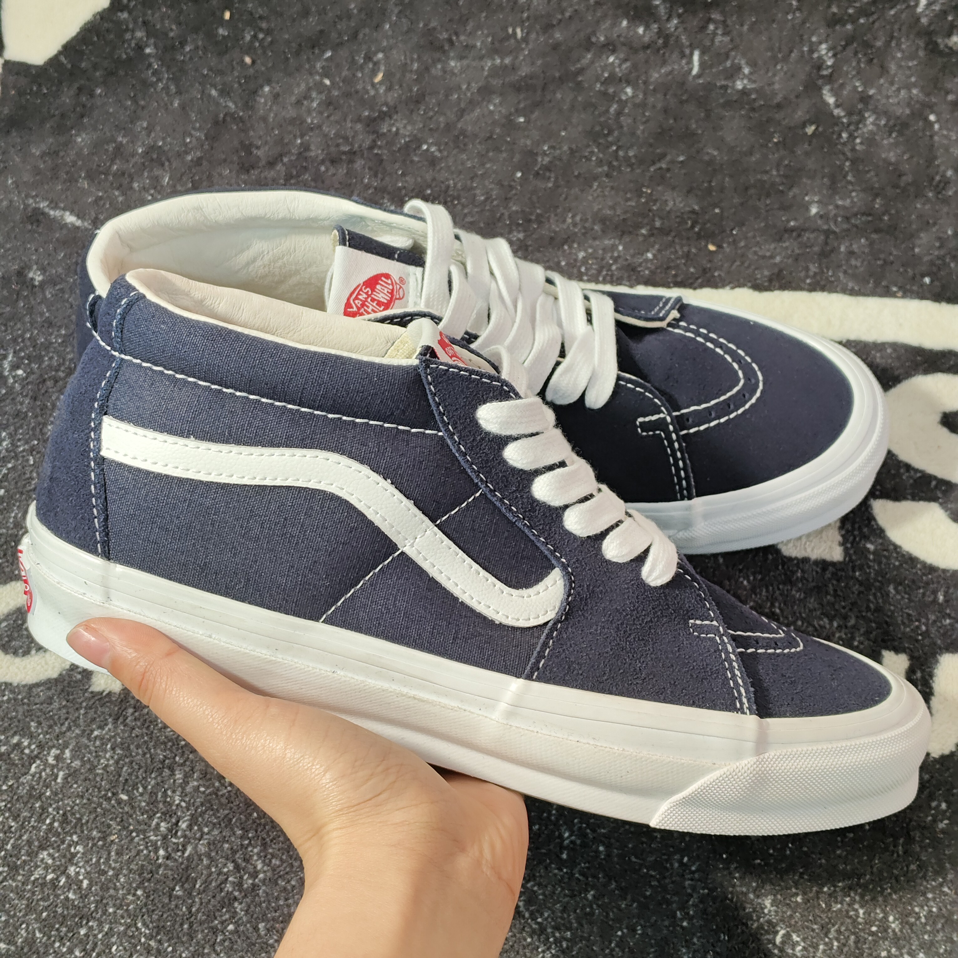 Vans范斯SK8-MID藏蓝色中帮帆布休闲板鞋VN0A4BVCNAV