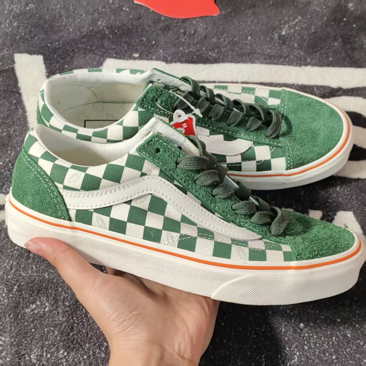 Vans Old Skool绿白棋盘格翻毛皮低帮板鞋复古帆布鞋VN000CDEV0N