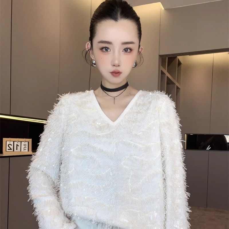 重工毛毛亮片长袖小衫女