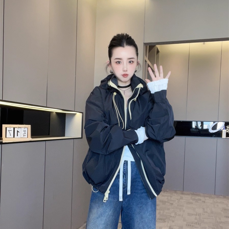 冲锋衣外套女2025新款春季拼色
