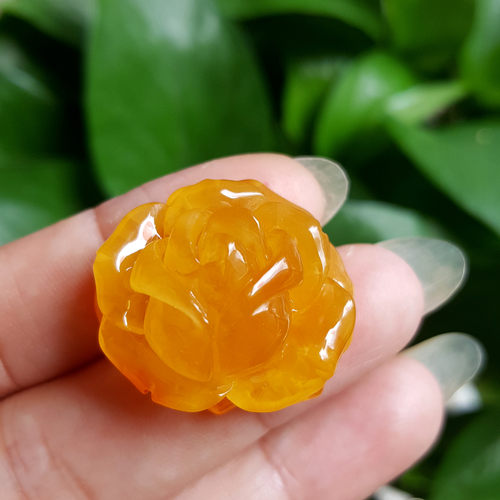 偏爱琥珀吊坠黄蜜蜡保真证书
