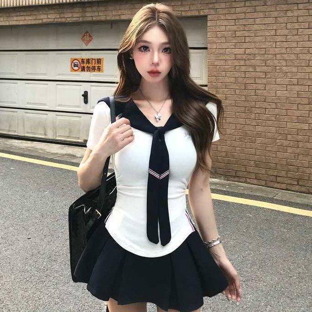 辣妹学院风修身坎肩短袖t恤女夏季收腰上衣百褶半身裙jk时尚套装