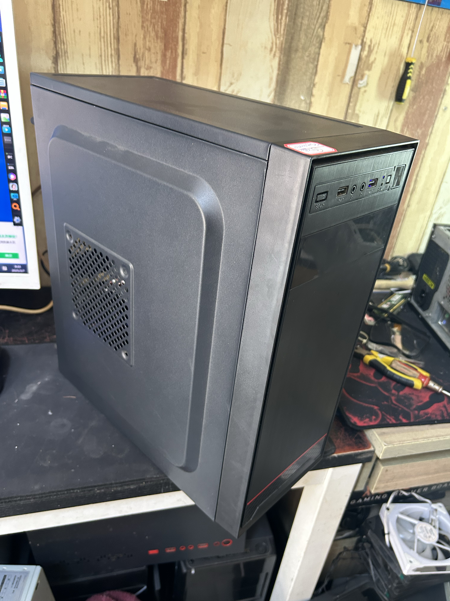 二手电脑主机 i5 11400f 16g 七彩虹1660 ti