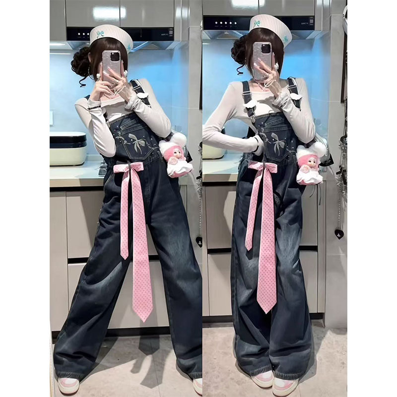 蝴蝶结烫钻大口袋显瘦背带裤