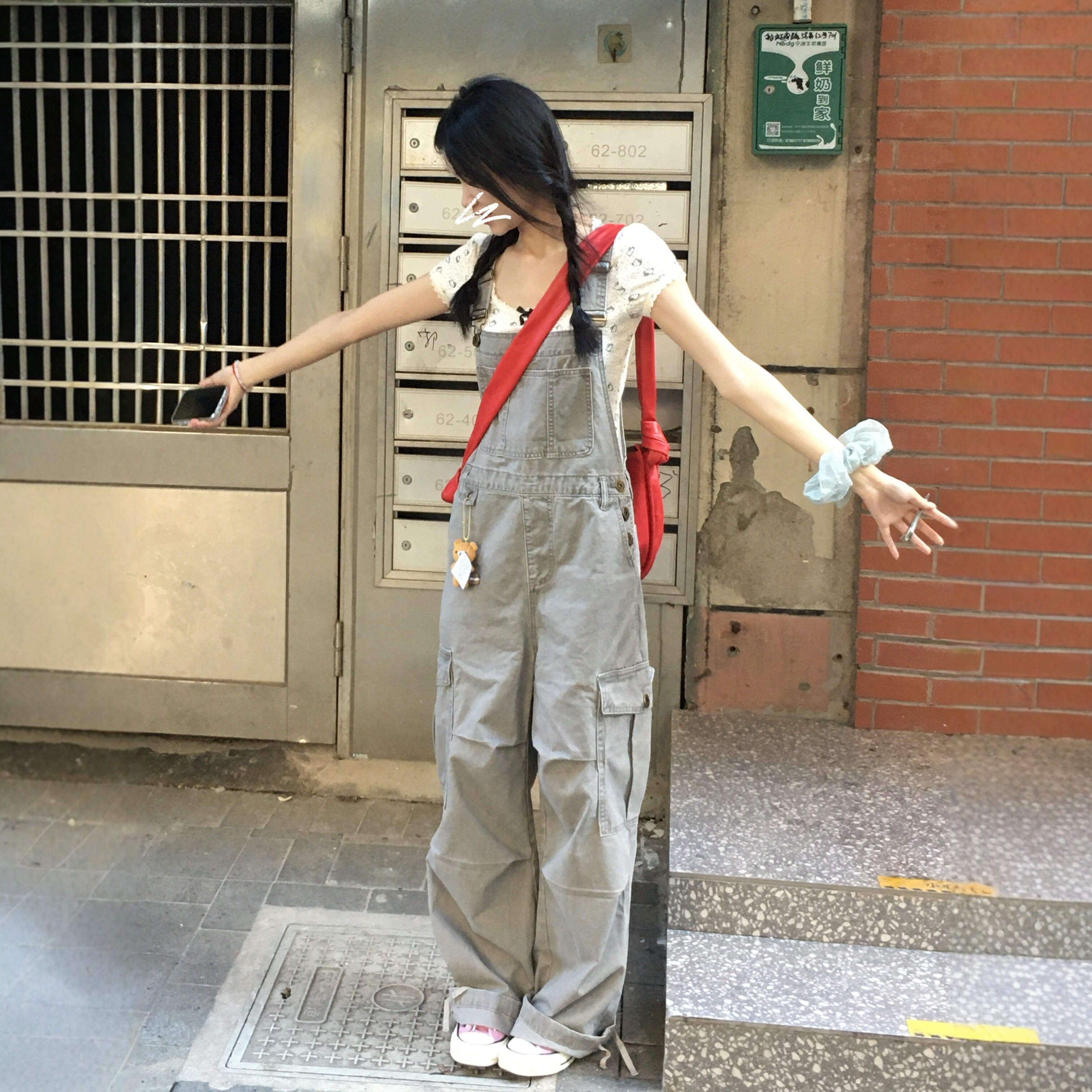 送退货宝!工装牛仔背带裤女