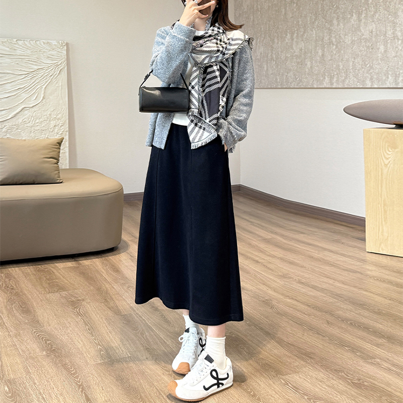 极简风黑色高腰半身裙女中长裙秋冬新款垂坠感宽松百搭轻熟风裙子