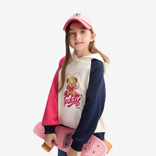 马其顿冬季女童加绒卫衣撞色插肩袖套头衫 小熊印花潮女孩带帽衫