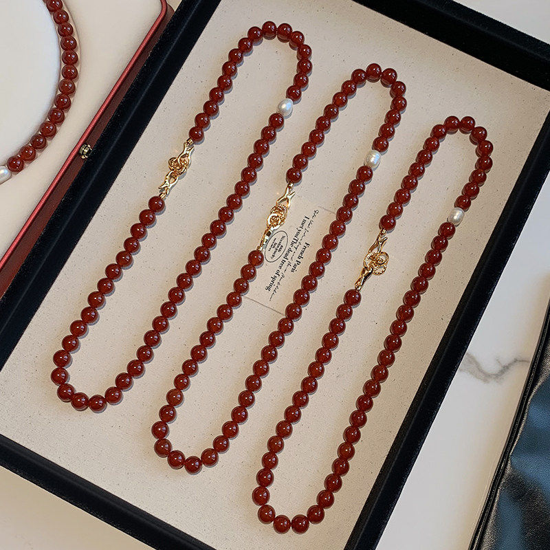 新中式天然红色玛瑙色珍珠项链女玉髓轻奢高级感小众长款锁骨颈链