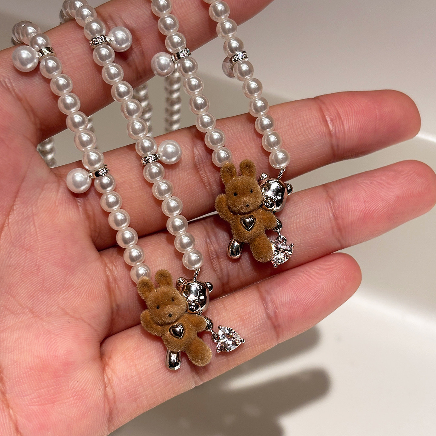 可爱毛绒兔子吊坠珍珠项链配饰女款轻奢小众长款秋冬锁骨毛衣链,饰品/流行首饰/时尚饰品新,项链,淘宝优惠券,粉丝福利购,淘宝优惠卷