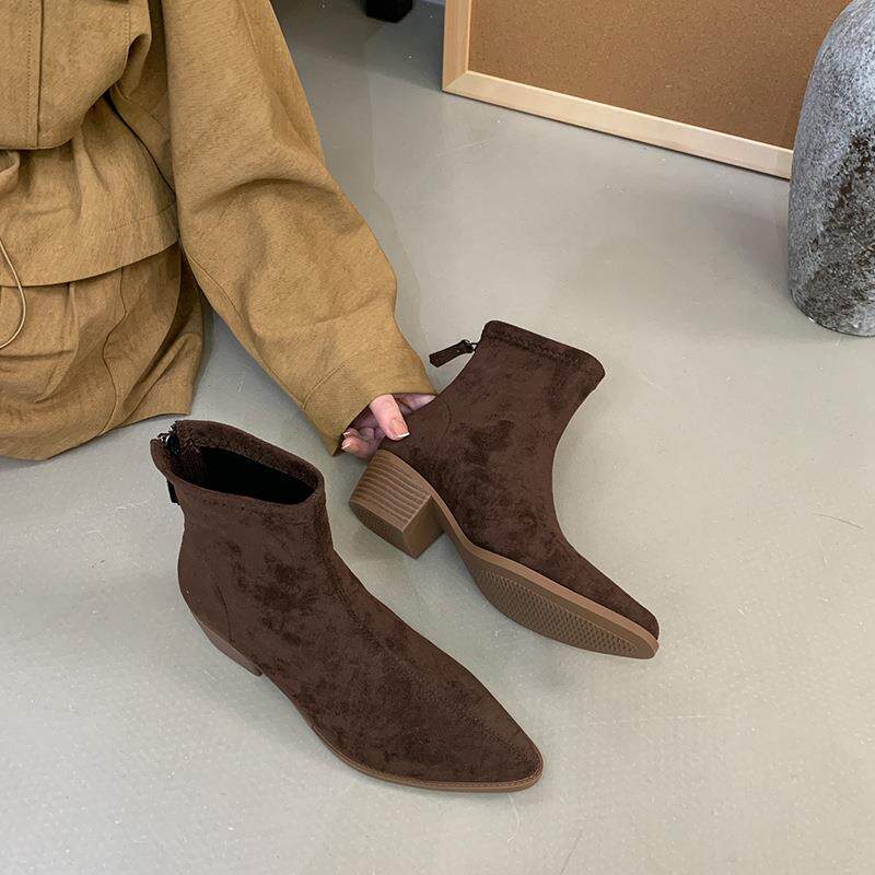 绒面卡其色高跟短靴女2026年早秋新款单靴粗跟瘦瘦靴女高跟鞋秋冬