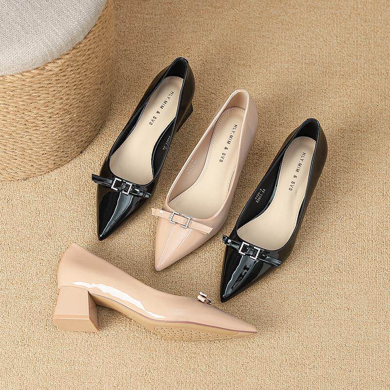 裸色尖头高跟鞋粗跟秋新款漆面时尚百搭韩版气质通勤单鞋高跟鞋女