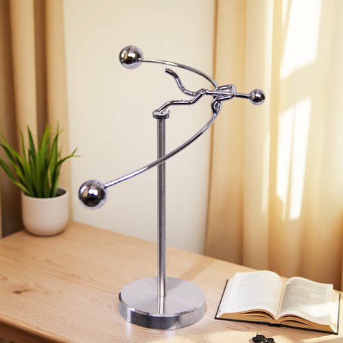 新款小铁人平衡鸟不倒翁牛顿摆球桌面摆件办公桌创意减压玩具礼物