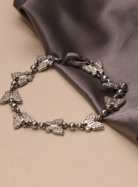 爆款蝴蝶手链高级轻奢精致手饰