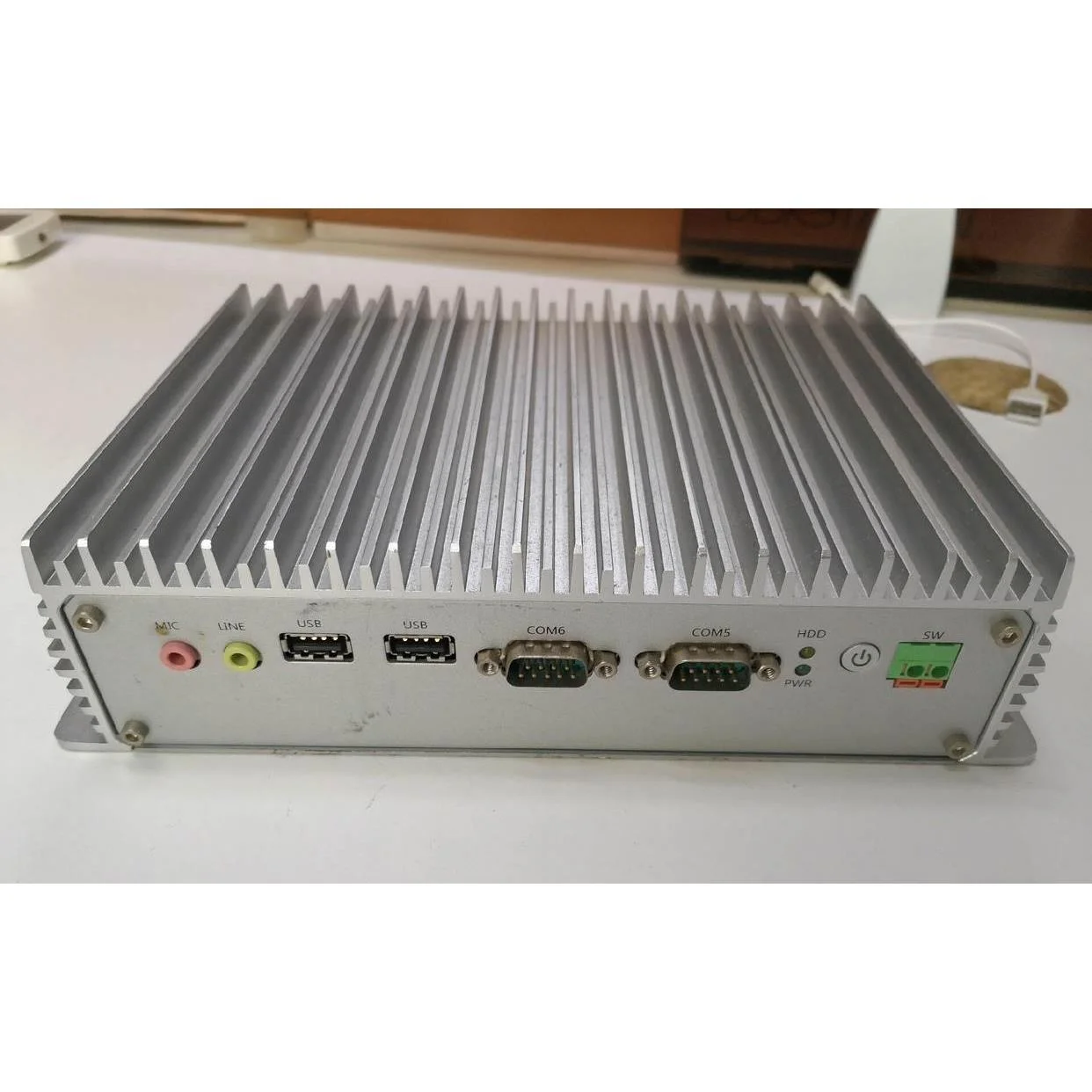 非实价议价议价诺达佳eBoX-3230 工控机 可接维修 拍前议价 包邮