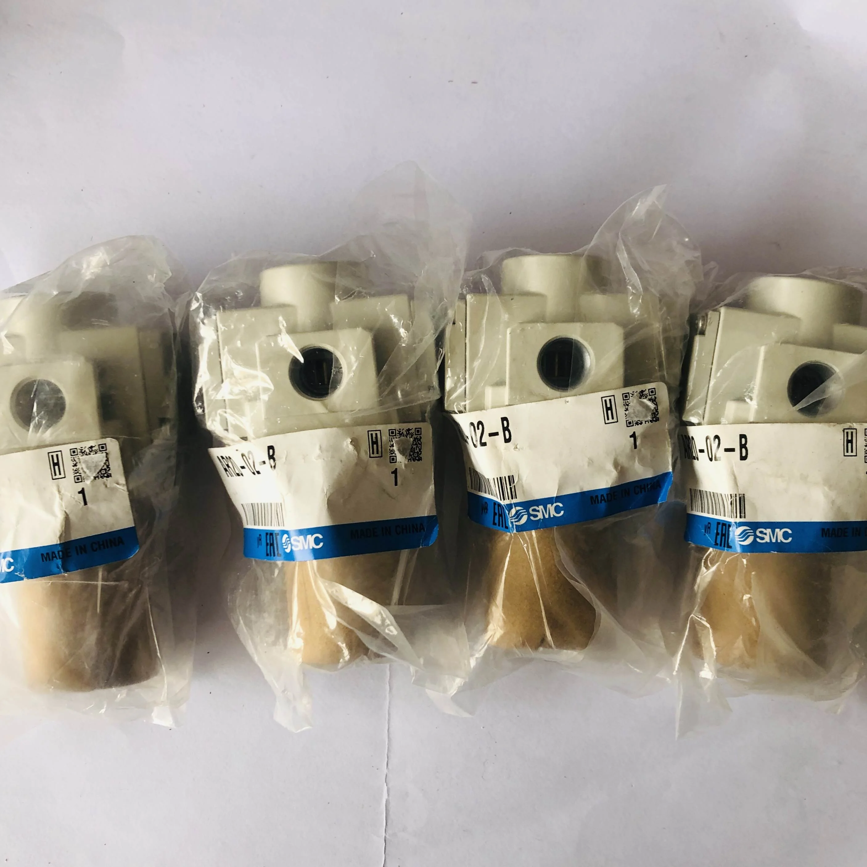 非实价议价议价全新原装正品调压阀AR20-02-B，假一罚十非实价议