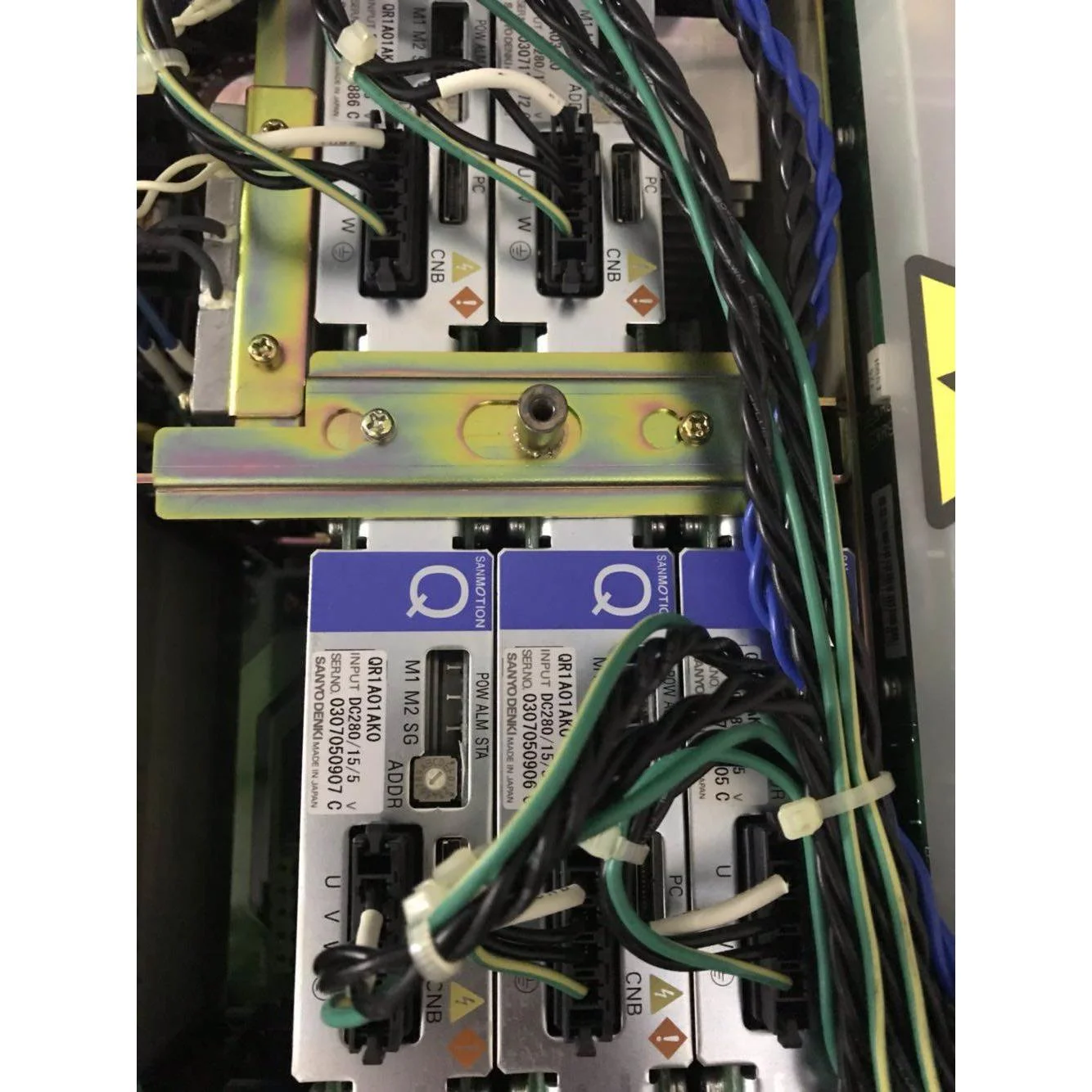 非实价议价议价川崎机器人伺服包QR1A01AK0现货销售非实价议价议
