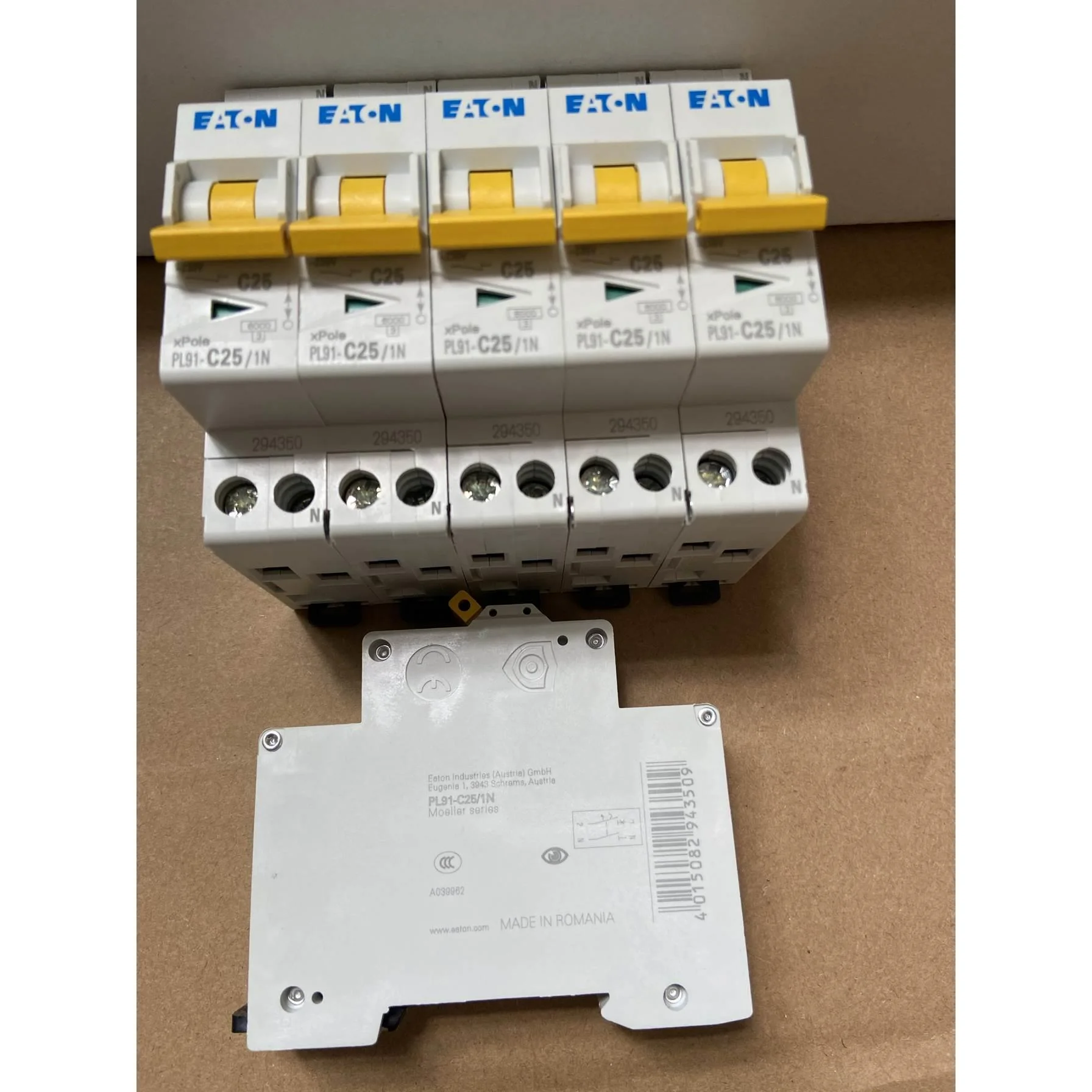 非实价议价议价原装进口空气开关穆勒断路器PL91-C25/IN 25A 32A