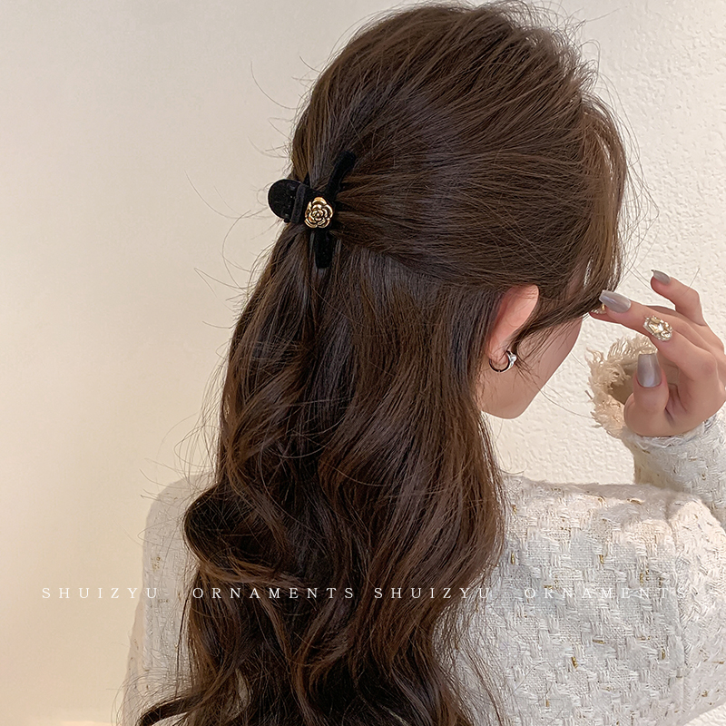 黑色植绒小号抓夹女2023新款