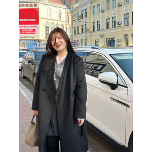 木子理想大码女装极简风毛呢大衣胖妹妹V领不对称收腰品质大衣冬
