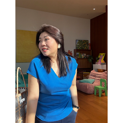 木子理想大码女装精致V领短袖T恤胖妹妹春夏插肩袖弹力舒适T恤