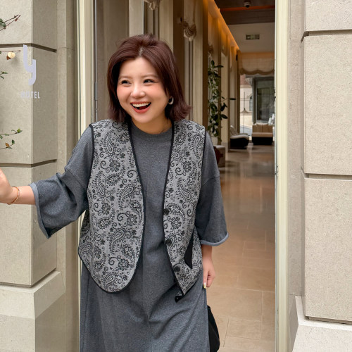 木子理想胖mm大码腰果花复古马甲