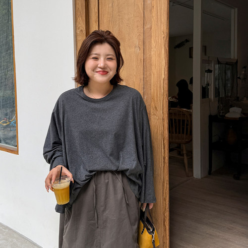 木子理想胖mm蝙蝠袖设计感上衣