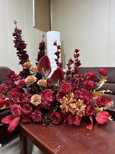 租赁 婚庆仿真花婚礼舞台酒红色地排花订婚宴装饰花排酒红色