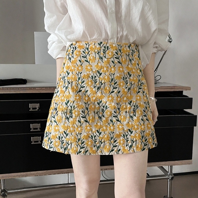 小雏菊刺绣半身裙开衩a字短裙