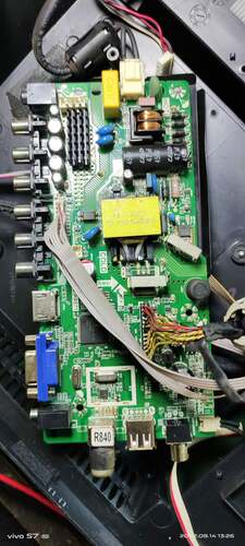 乐华电视机主板22AL2000型号TP.VST69D.PA671屏lvf220csdxe1 v22