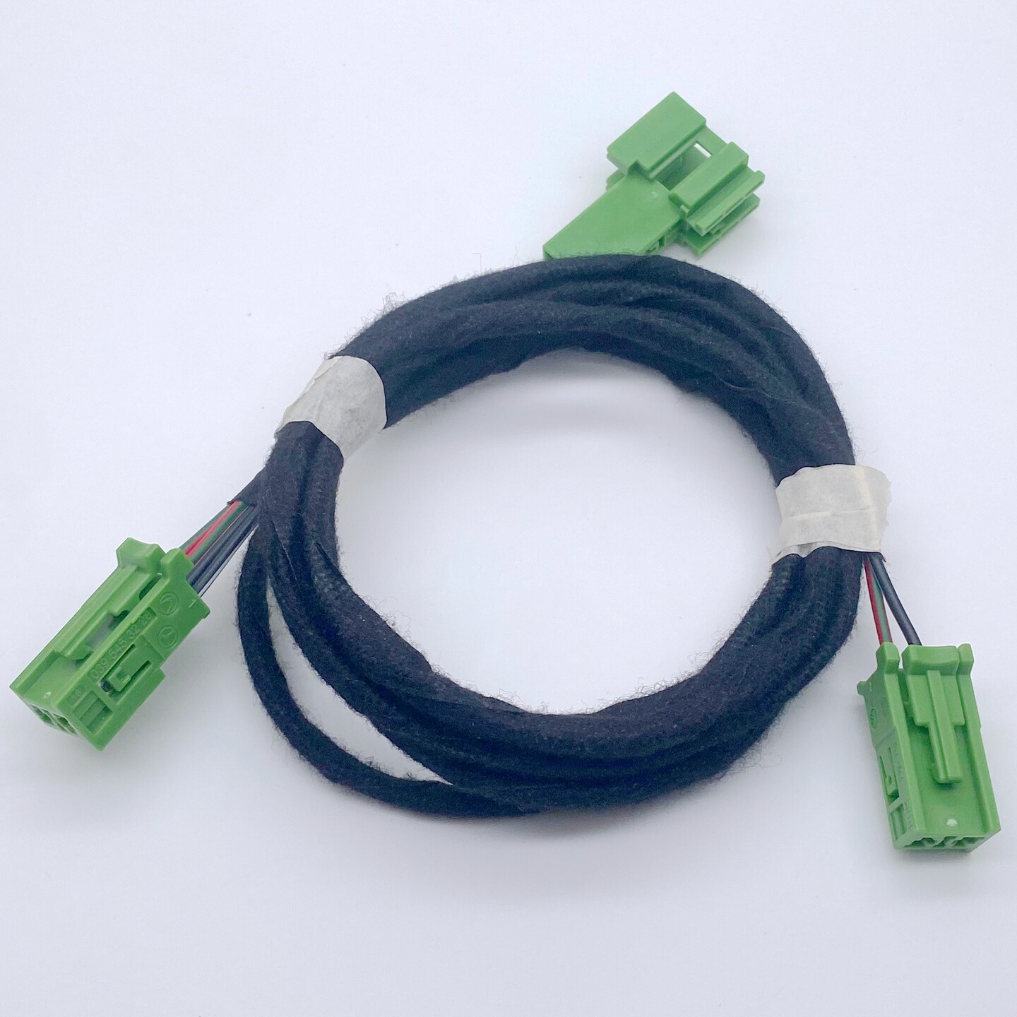 适配奔驰GLC C E级加装主驾左踏板ASK柏林8英寸低音喇叭无损线束