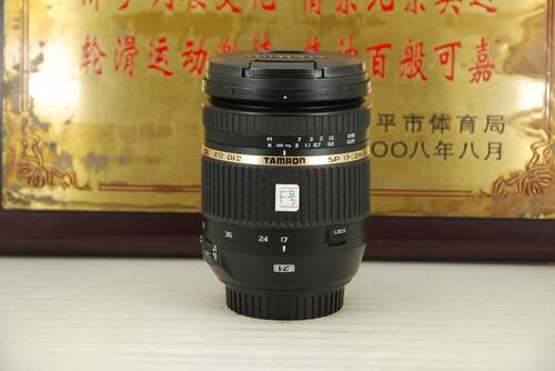 腾龙防抖广角单反镜头