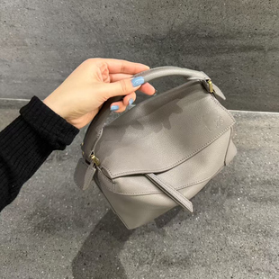 罗家轻奢大牌几何女包真皮菱格包小众设计高级感手提单肩斜挎牛皮