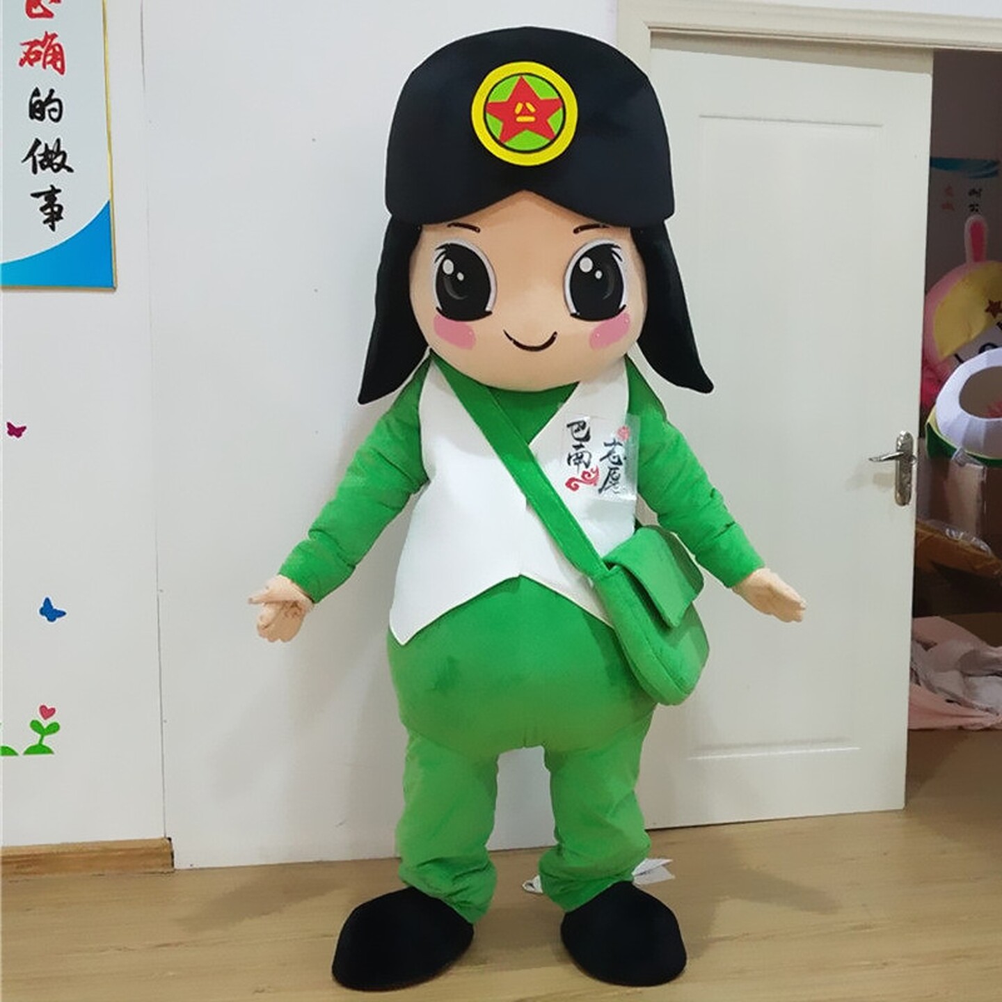 定制动漫学雷锋侠战士兵人穿戴装扮卡通人偶巡演出布偶道具衣服装图片