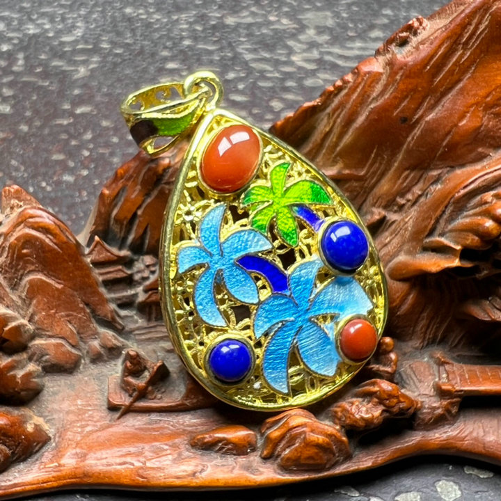 古法传承纯银鎏金景泰蓝水滴形吊坠挂件复古镶嵌红蓝宝石百搭挂坠