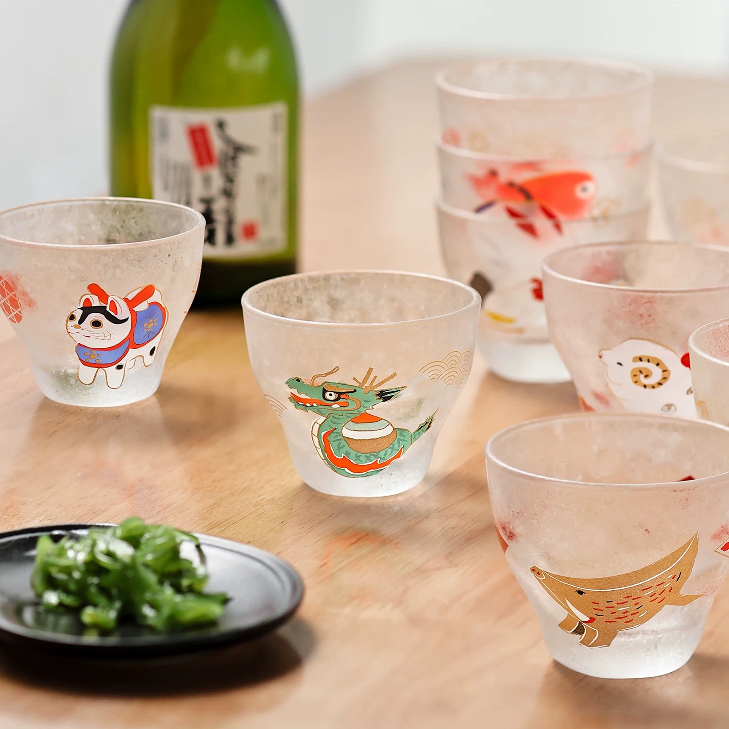 日本进口aderia石硝子津轻茶杯烧酒清酒杯十二生肖自用水杯玻璃杯