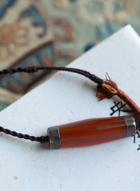 泼墨。红橙色  老玛瑙   银饰镶嵌  老物  纯手工编  挂件 / 项链