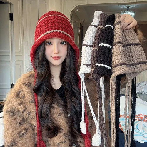 条纹款纯手工编织流苏针织帽女
