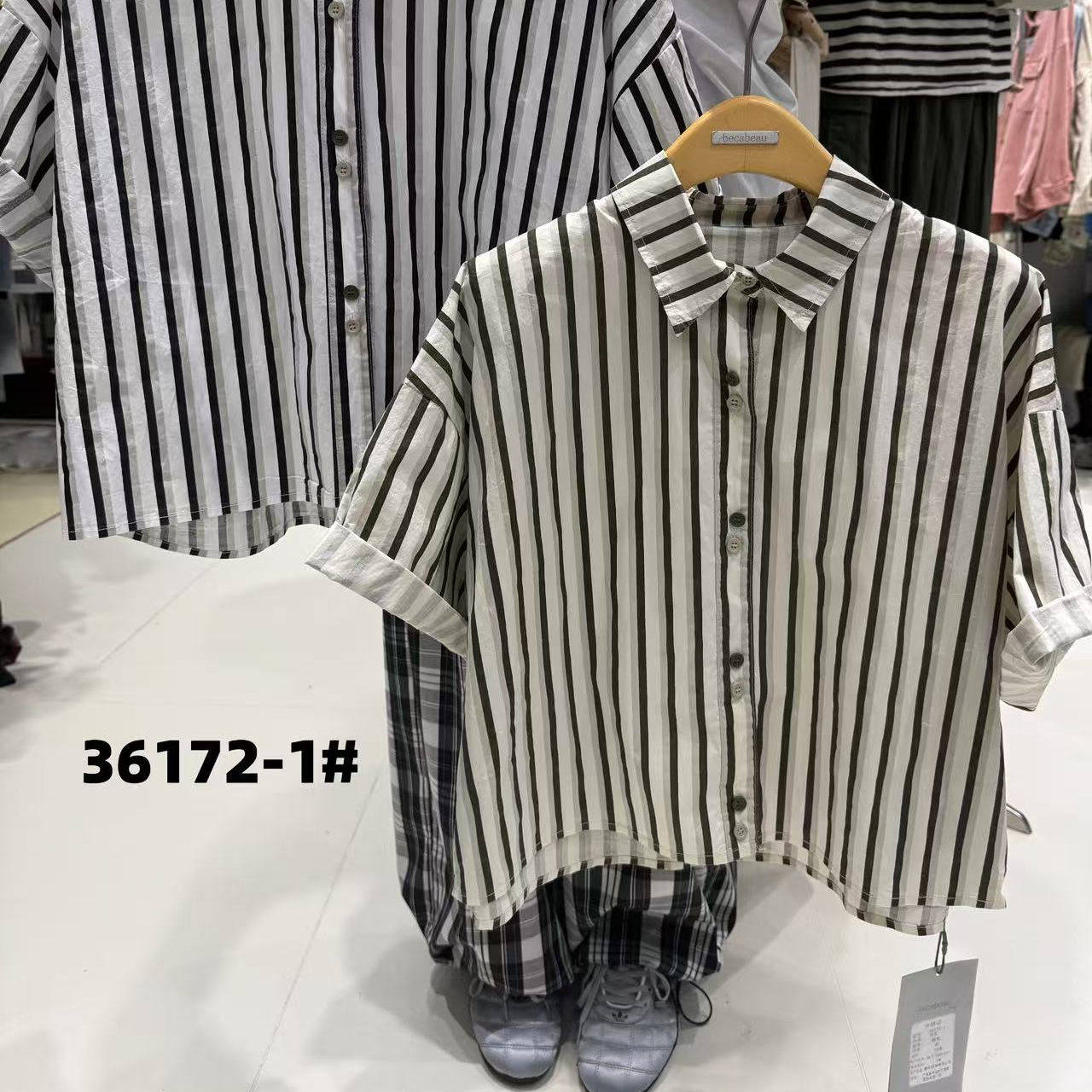 宽松大码胖mm休闲短袖条纹衬衫女图片