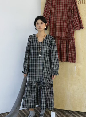 幕茄251308秋韩版宽松大码胖mm慵懒松弛风圆领复古格子长裙连衣裙