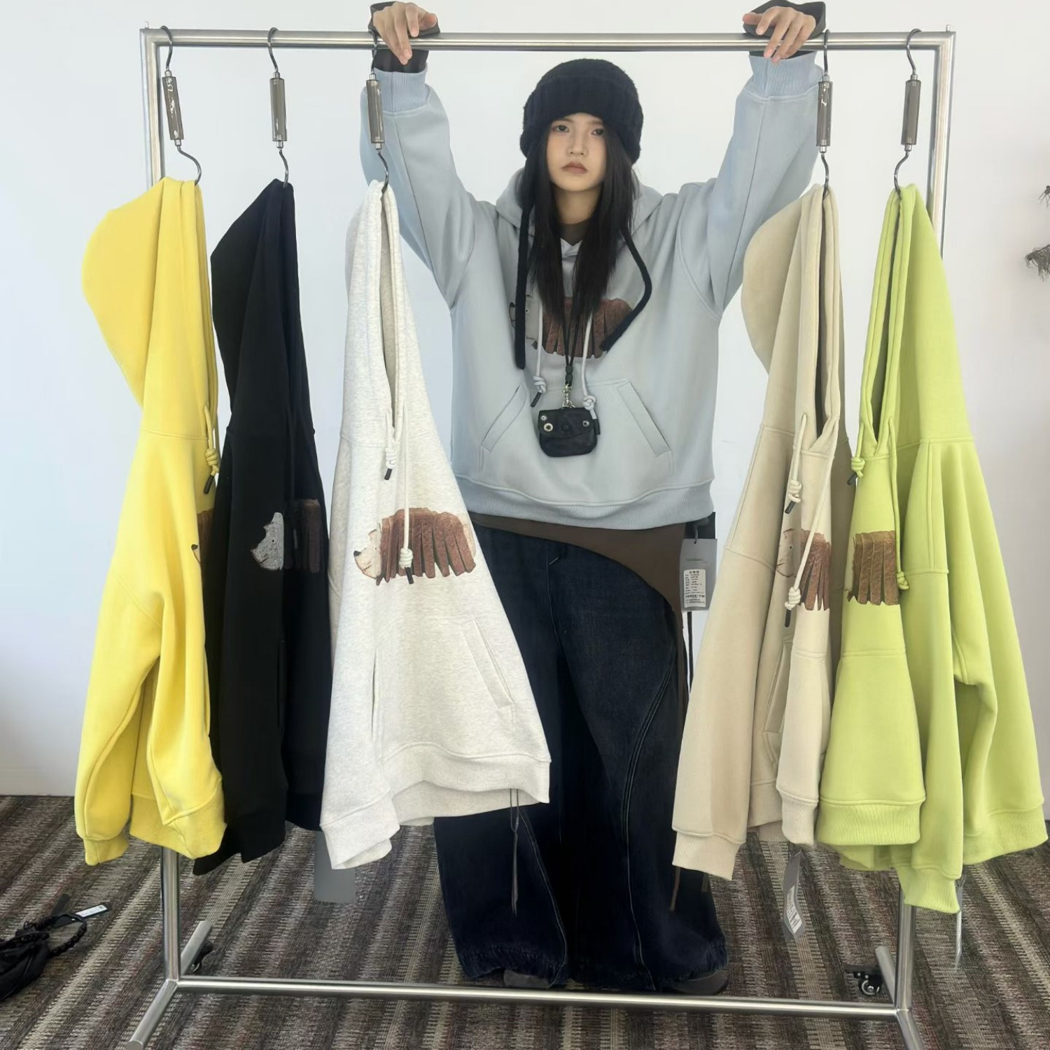 胖mm慵懒休闲风加绒印花连帽卫衣