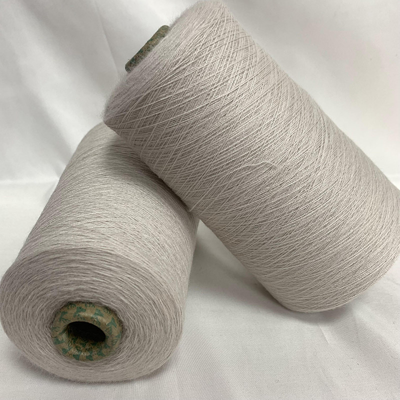 浅灰色弹力美丽诺纯羊毛手编细毛线袜子线钩针手工编织diy材料包