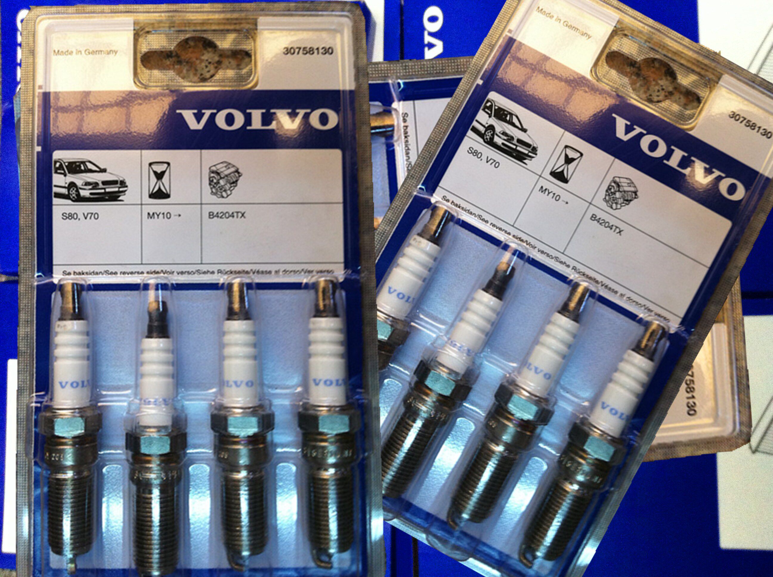 适配VOLVO|沃尔沃 原装正品S80L XC60 2.0T火花塞四个 30758130