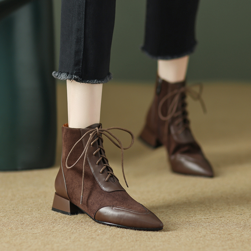 法式尖头粗跟短靴女中跟系带马丁靴2025秋冬款覆古真皮及踝靴大尺