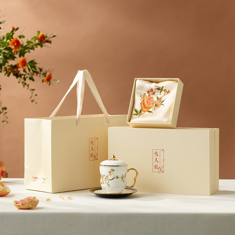 万事利100%桑蚕丝双面长巾