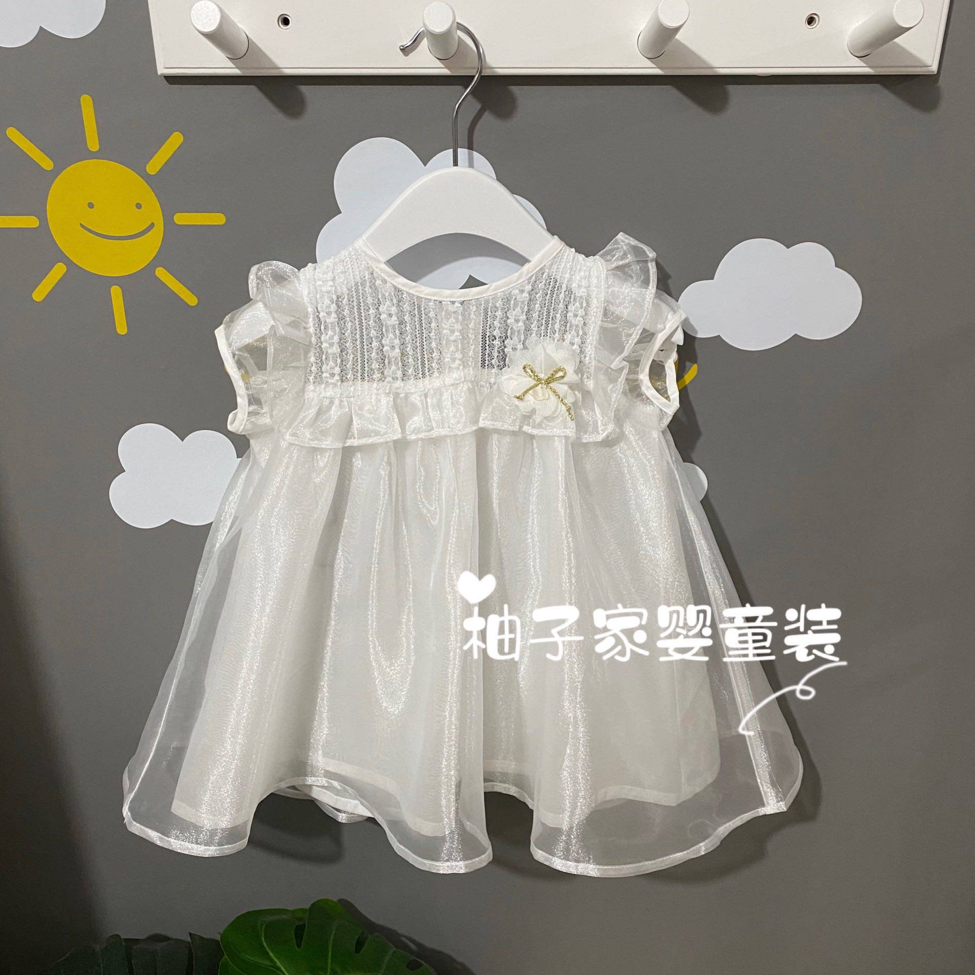 女宝荷叶边双层公主风童装