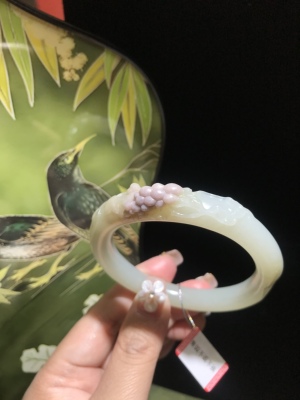 儒贤玉道新疆和田玉籽料罕见紫罗兰手镯俏色巧雕葡萄多子多福