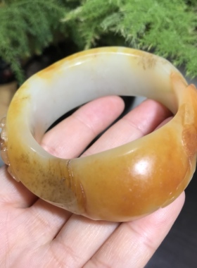 儒贤玉道新疆和田玉籽料黄沁皮连年有余雕花镯