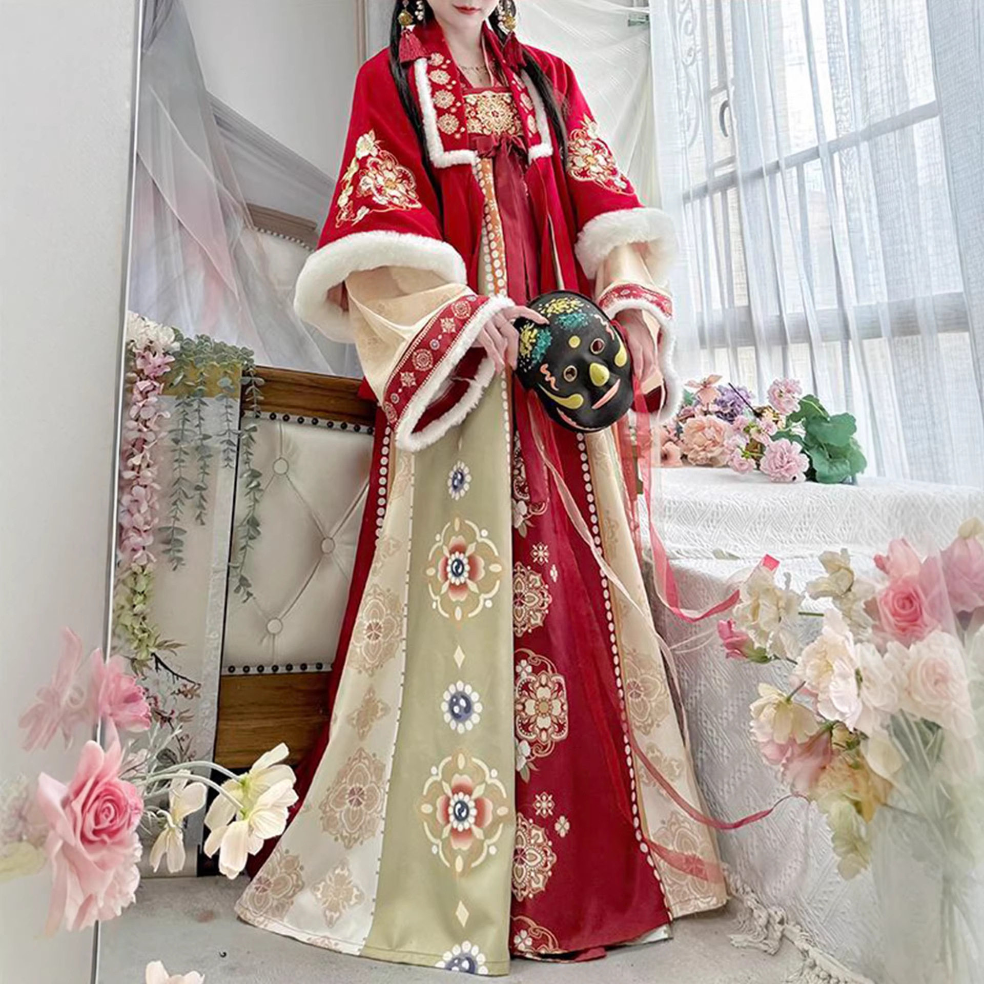 原创汉服女2026新款秋冬唐制对襟合领披袄刺绣齐胸破裙拜年服套装,女装/女士精品,汉服套装,淘宝优惠券,粉丝福利购,淘宝优惠卷