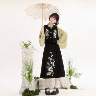 原创汉服女2025新款马甲日常穿搭马面裙套装汉元素春夏气质新中式